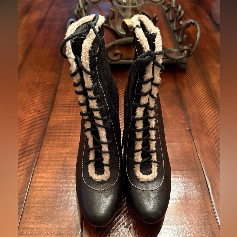 Staccato Black Leather Lace-Up Heeled Ankle Boots Fur Trim Size 38 (US 7.5-8)